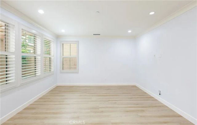 29 Oakfield, Irvine, CA 92620
