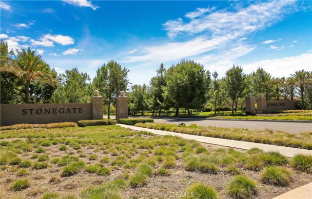 29 Oakfield, Irvine, CA 92620