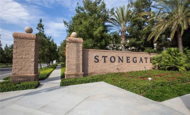 29 Oakfield, Irvine, CA 92620