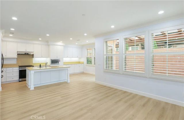 29 Oakfield, Irvine, CA 92620