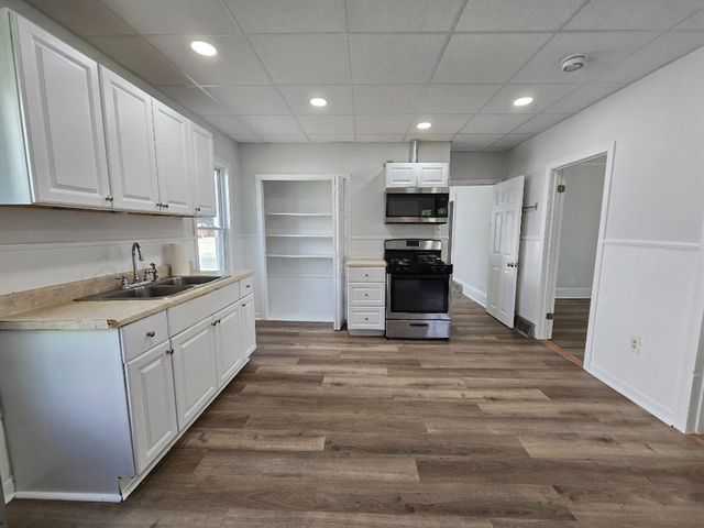 21 Dexter 1, Haverhill, MA 01830