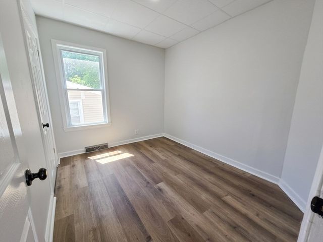 21 Dexter 1, Haverhill, MA 01830