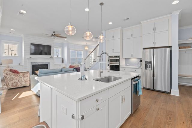 2923 Eddy Drive, Mount Pleasant, SC 29466