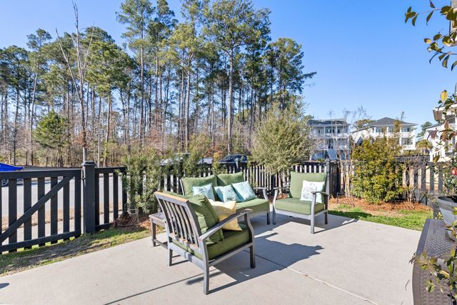 2923 Eddy Drive, Mount Pleasant, SC 29466