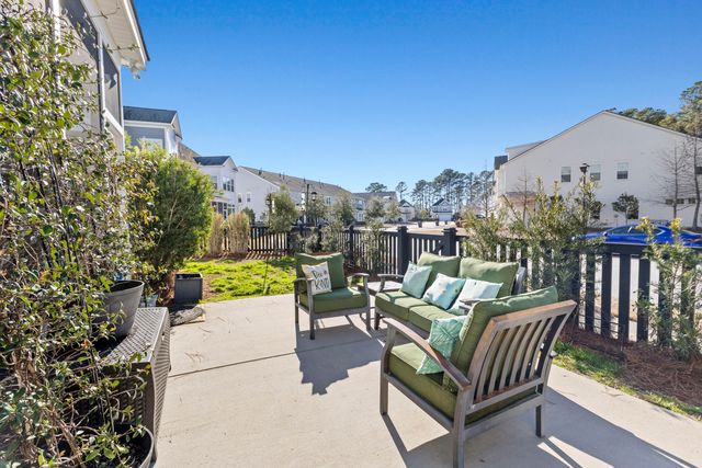 2923 Eddy Drive, Mount Pleasant, SC 29466