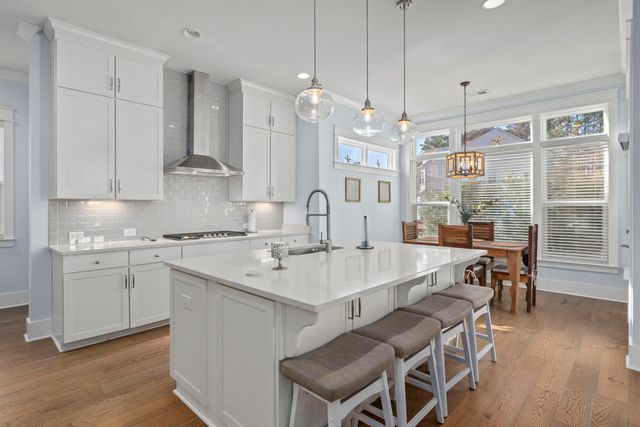 2923 Eddy Drive, Mount Pleasant, SC 29466