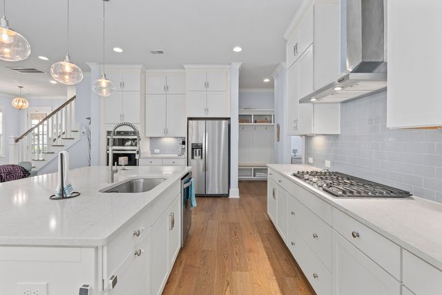 2923 Eddy Drive, Mount Pleasant, SC 29466