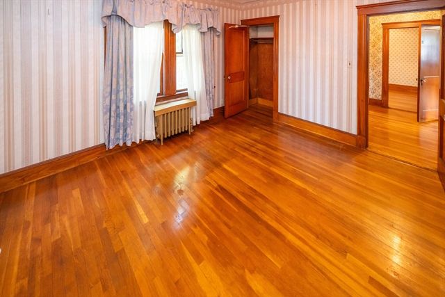 10 White St, Quincy, MA 02169