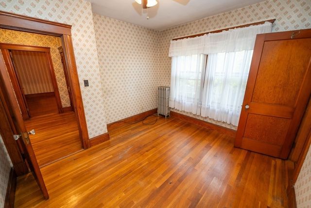 10 White St, Quincy, MA 02169