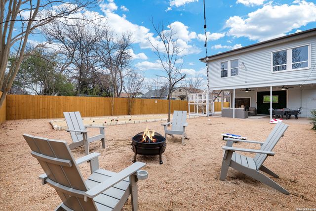 1917 W HUISACHE AVE, San Antonio, TX 78201