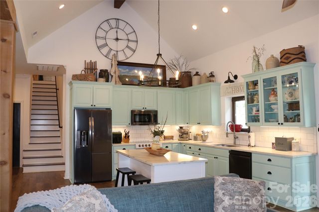 119 Hill Street, Granite Falls, NC 28630