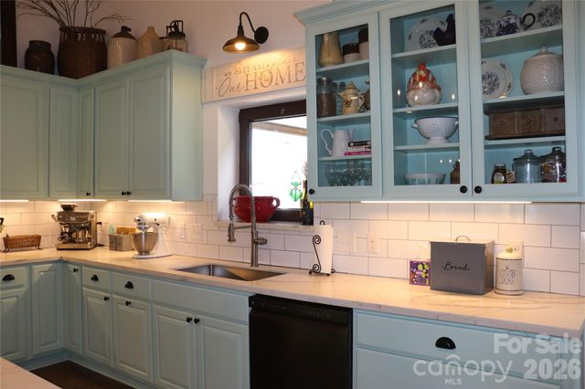 119 Hill Street, Granite Falls, NC 28630