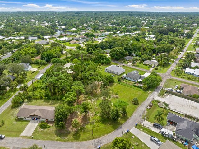 11136 Mulberry Street, Sebastian, FL 32958