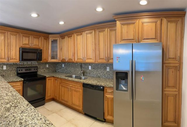 19390 Collins Ave 207, Sunny Isles Beach, FL 33160