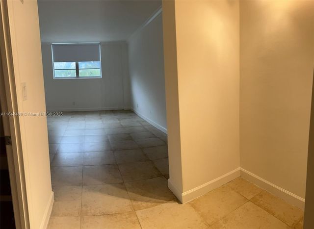 19390 Collins Ave 207, Sunny Isles Beach, FL 33160