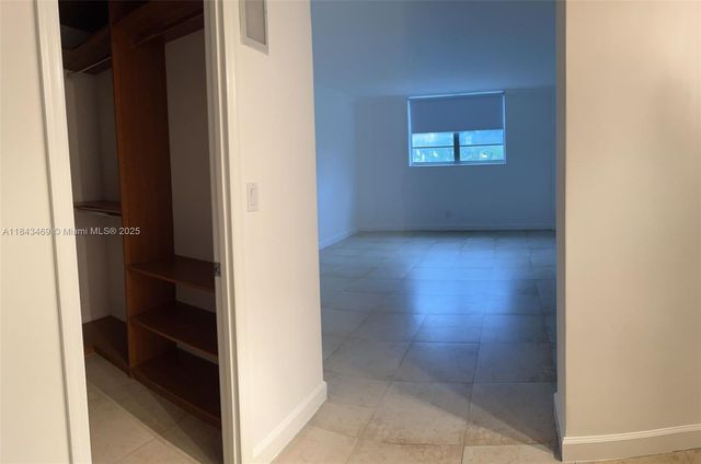19390 Collins Ave 207, Sunny Isles Beach, FL 33160