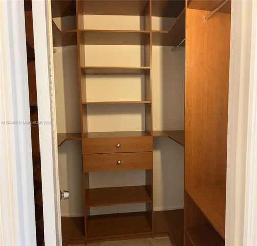 19390 Collins Ave 207, Sunny Isles Beach, FL 33160