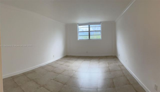 19390 Collins Ave 207, Sunny Isles Beach, FL 33160