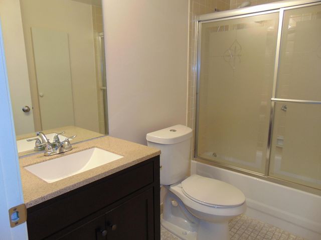 3286 Arcara Way 413, Greenacres, FL 33467