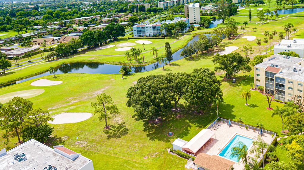 3286 Arcara Way 413, Greenacres, FL 33467