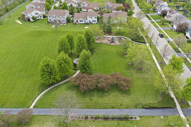 142 Meadows Drive, Gilberts, IL 60136