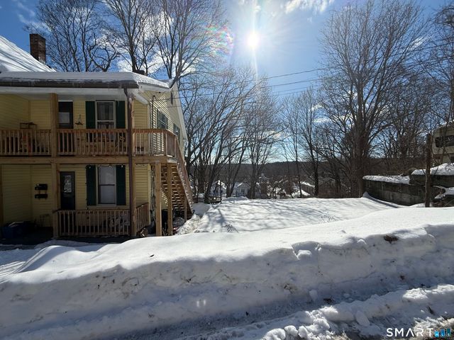 29 Bellevue Street, Putnam, CT 06260