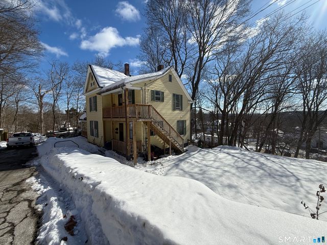 29 Bellevue Street, Putnam, CT 06260