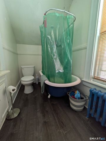 29 Bellevue Street, Putnam, CT 06260