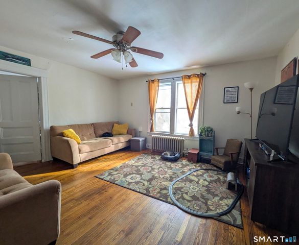 29 Bellevue Street, Putnam, CT 06260