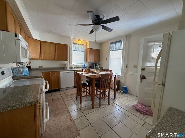 29 Bellevue Street, Putnam, CT 06260