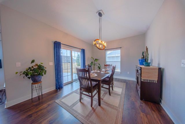 1533 Fay LANE, Oconomowoc, WI 53066