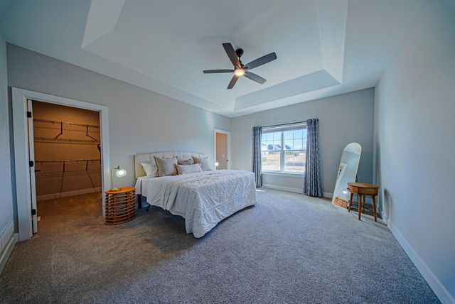 1533 Fay LANE, Oconomowoc, WI 53066