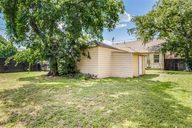 4237 Caruth Boulevard, University Park, TX 75225