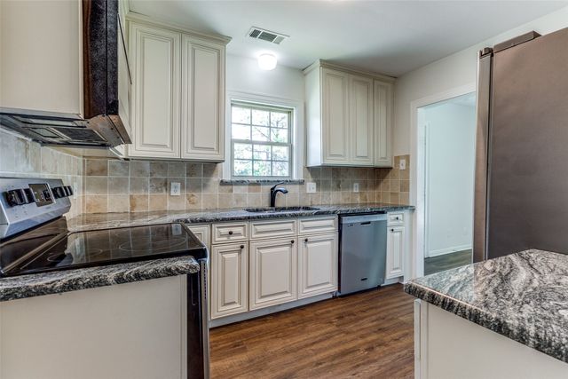 4237 Caruth Boulevard, University Park, TX 75225