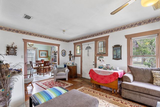 908 Northwood Street, Houston, TX 77009