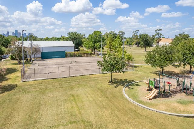 908 Northwood Street, Houston, TX 77009