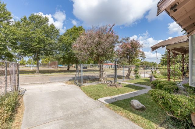 908 Northwood Street, Houston, TX 77009