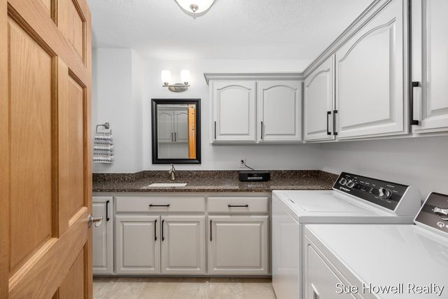 4158 Peshtigo Court SW, Grandville, MI 49418