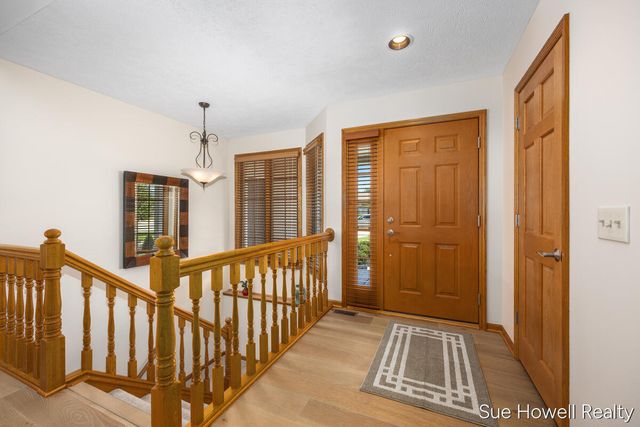 4158 Peshtigo Court SW, Grandville, MI 49418