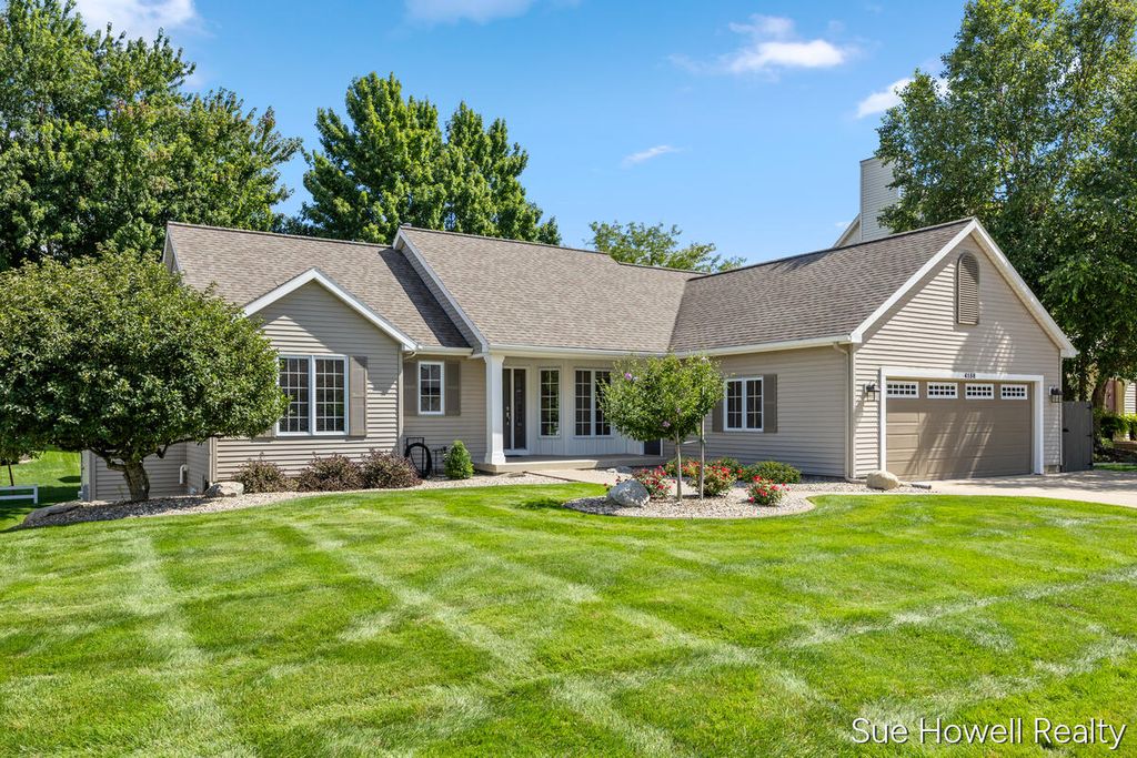 4158 Peshtigo Court SW, Grandville, MI 49418