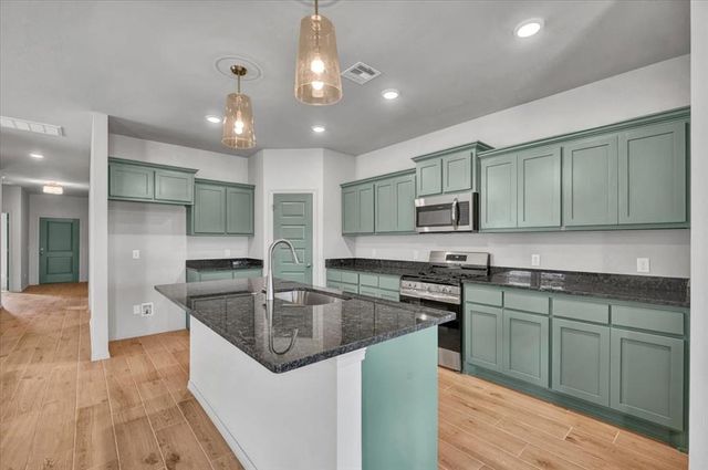 10645 SW 18th Street, Yukon, OK 73099