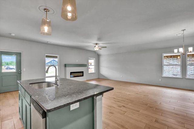 10645 SW 18th Street, Yukon, OK 73099