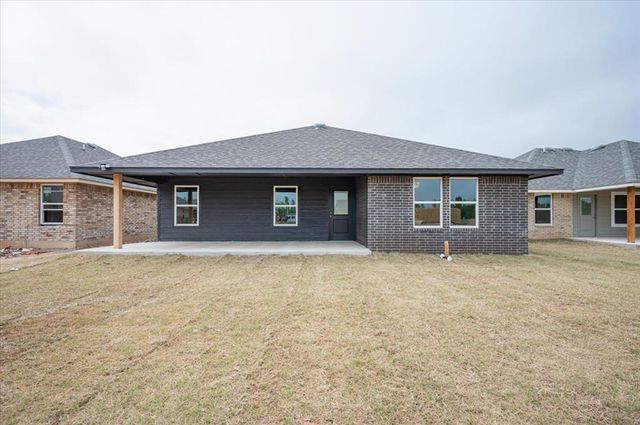 10645 SW 18th Street, Yukon, OK 73099