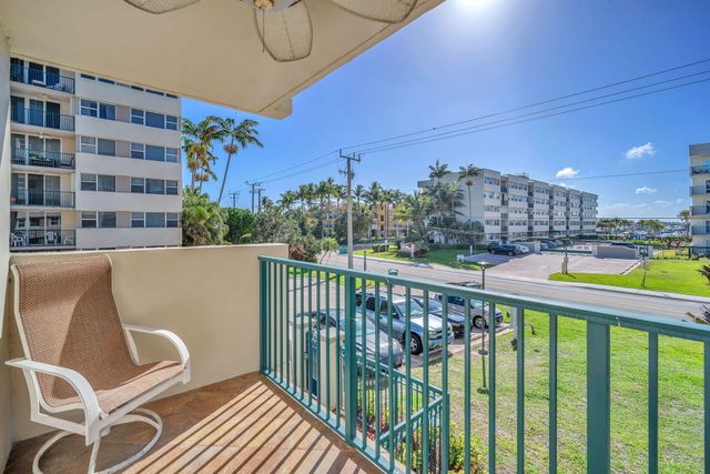 1239 Hillsboro Mile 202, Hillsboro Beach, FL 33062