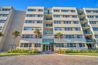 1239 Hillsboro Mile 202, Hillsboro Beach, FL 33062