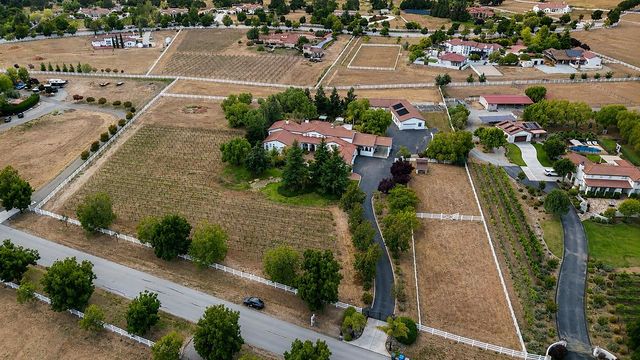 1150 Stony Brook Drive, Hollister, CA 95023