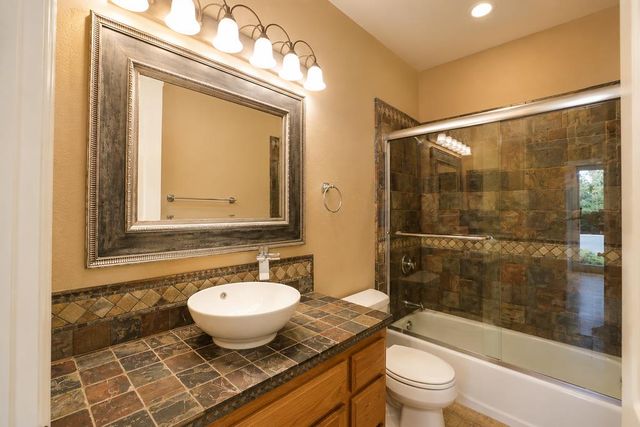 1150 Stony Brook Drive, Hollister, CA 95023