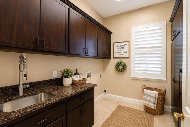 1150 Stony Brook Drive, Hollister, CA 95023