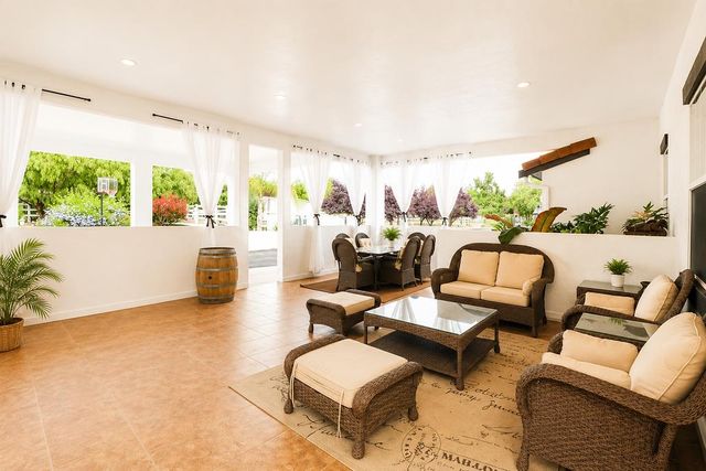 1150 Stony Brook Drive, Hollister, CA 95023