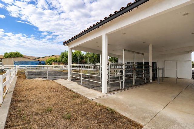 1150 Stony Brook Drive, Hollister, CA 95023